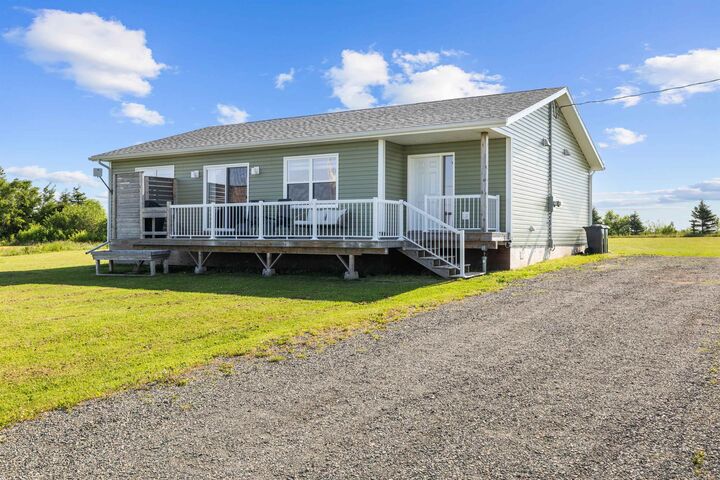 31 Pleasant View Drive — photo 1
