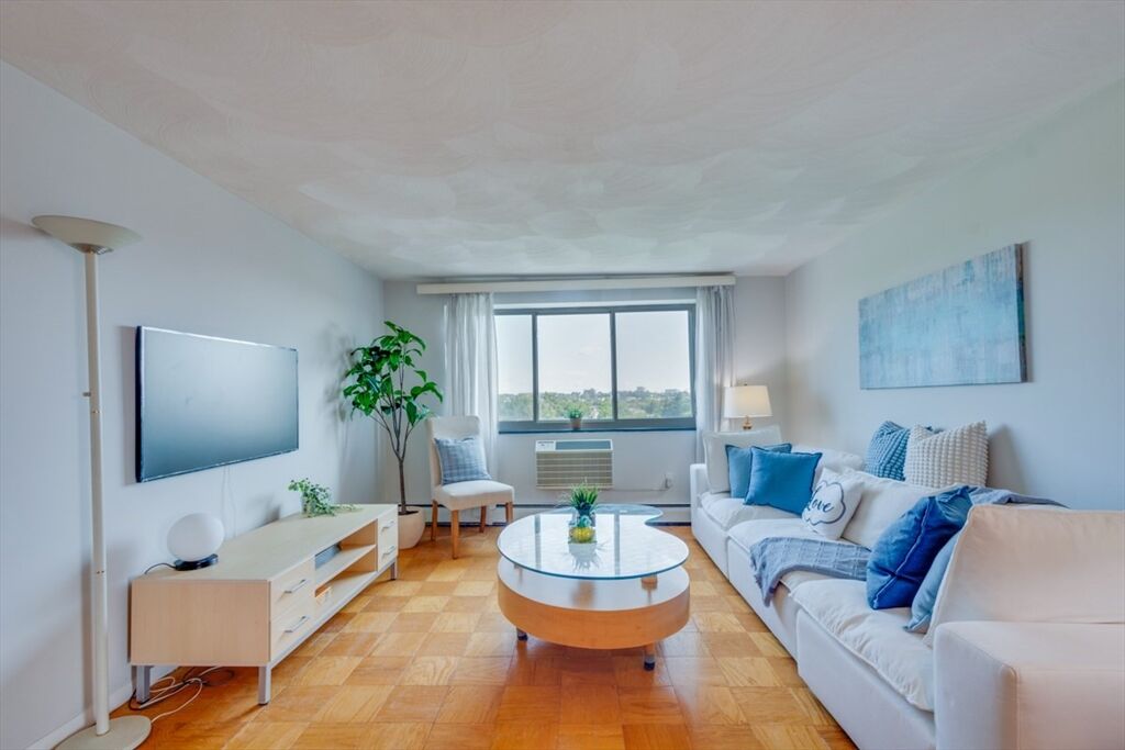 Property Photo:  287 Harvard St 79  MA 02139 