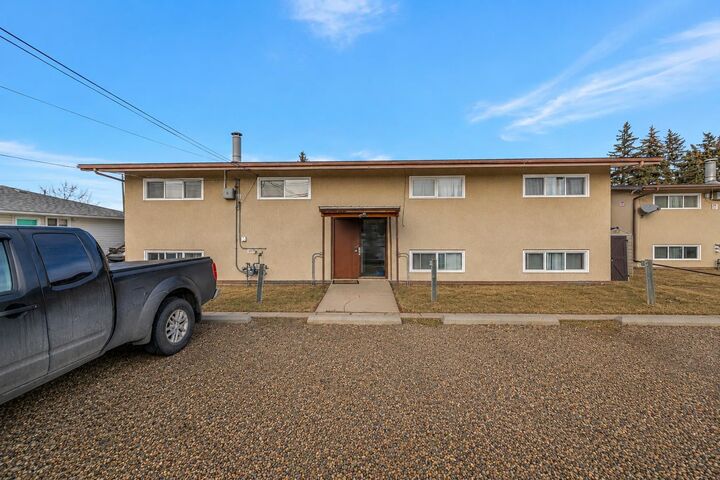 Property Photo: 5619 46 Street AB T9V 0E6