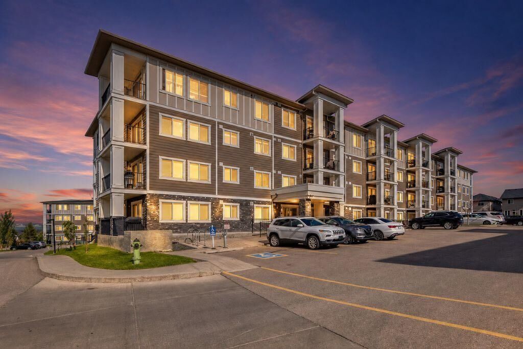 Property Photo:  450 Sage Valley Drive NW 2105  AB T3E 0V6 