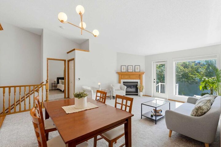 Property Photo:  50 Douglasview Park SE  AB T2G 5T2 