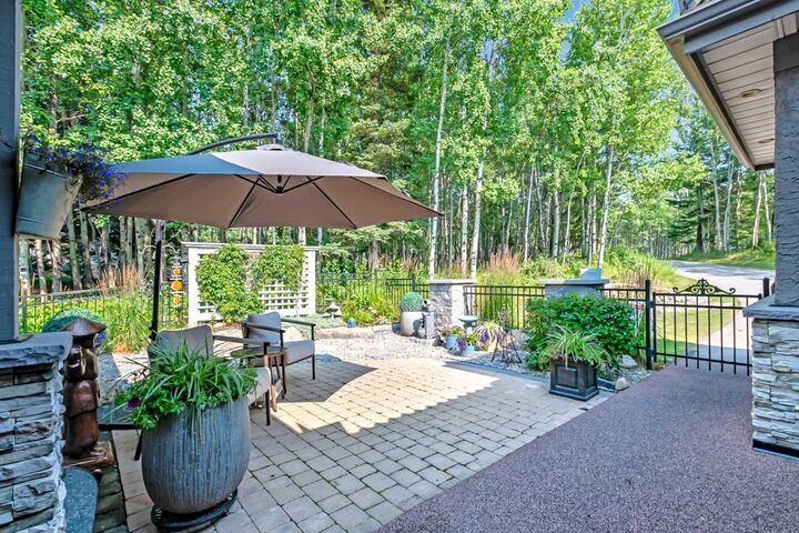 Property Photo: 34 Sunrise Way AB T0L 1W3