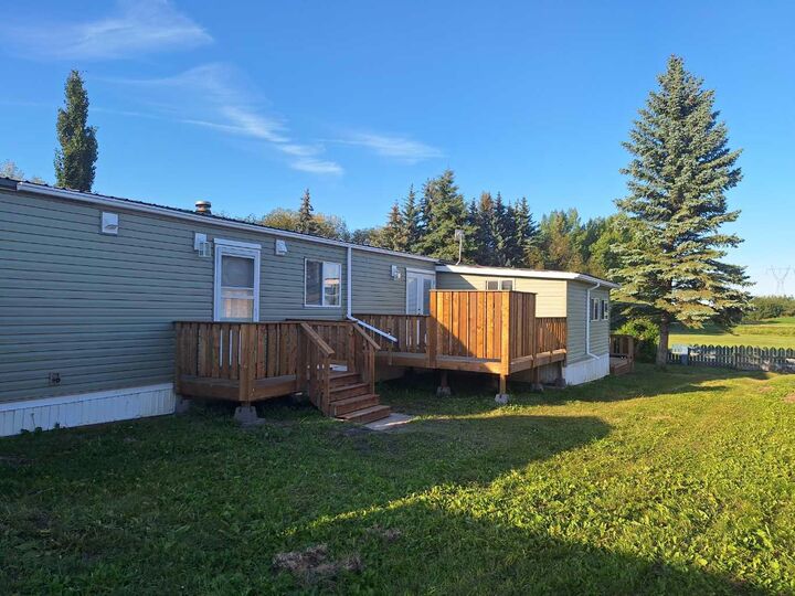 Property Photo: 38126 Range Road 283 27 AB T4S 2B4
