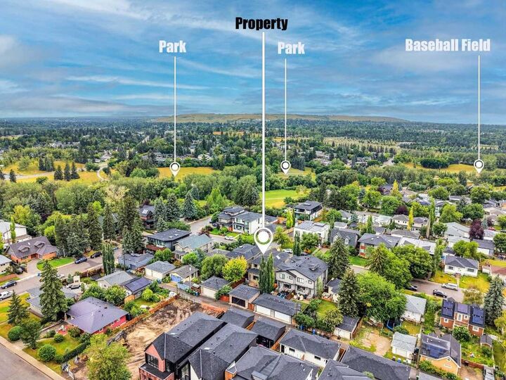Property Photo: 729 26 Avenue NW AB T2M 2E8