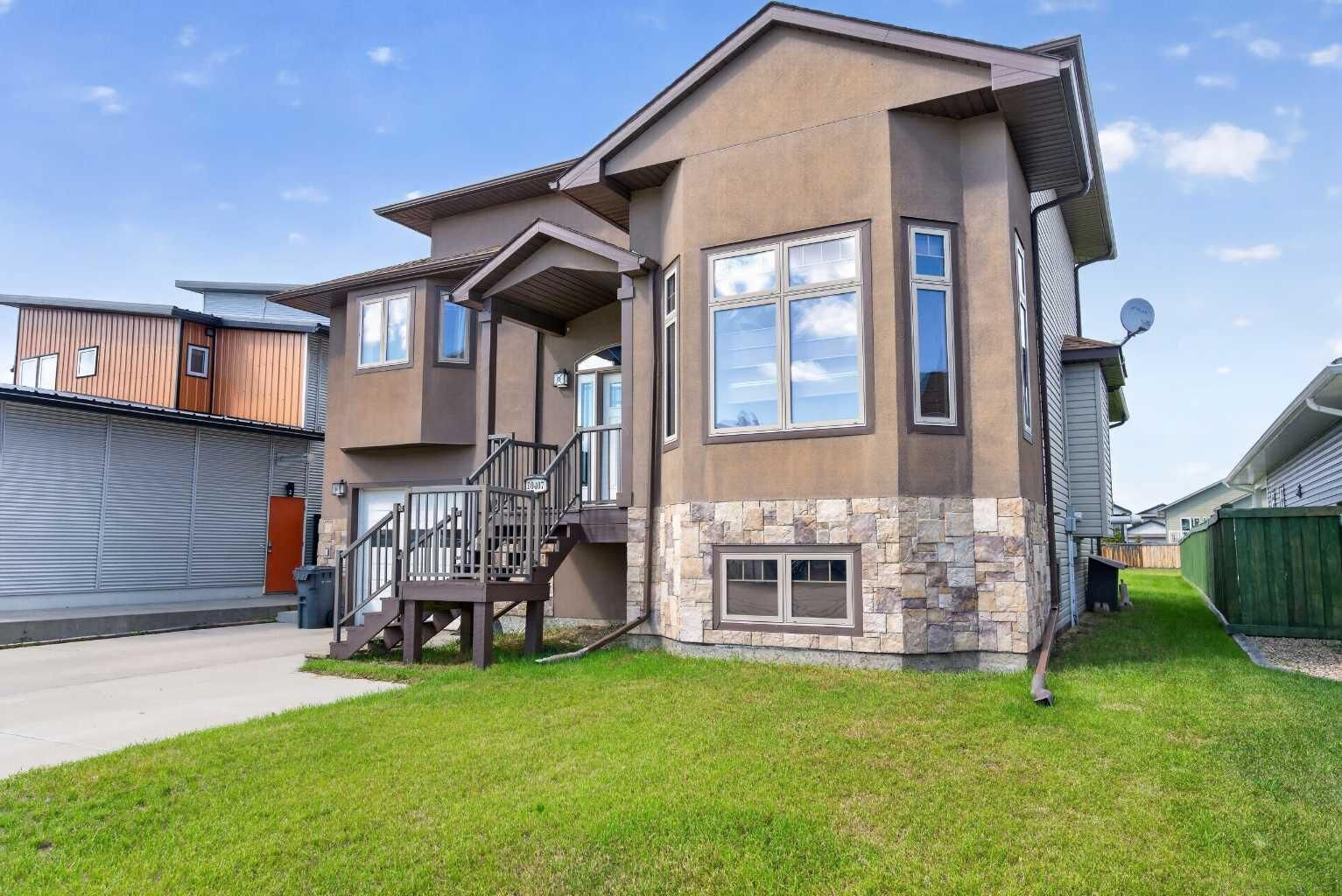 Property Photo: 10407 102 Ave AB T0H 3C0