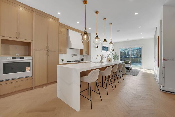 Property Photo: 2823 30 Street SW AB T3E 2M4