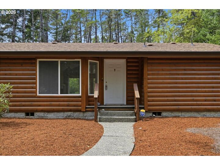 Property Photo: 5013 Heceta Beach Rd OR 97439