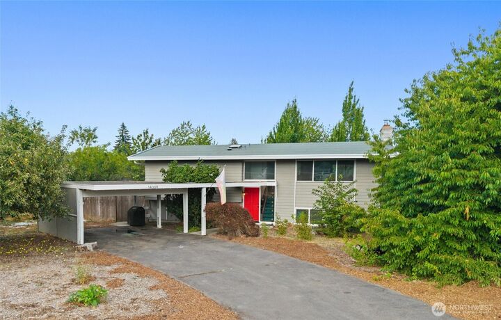 Property Photo: 14309 Golden Given Road E WA 98445