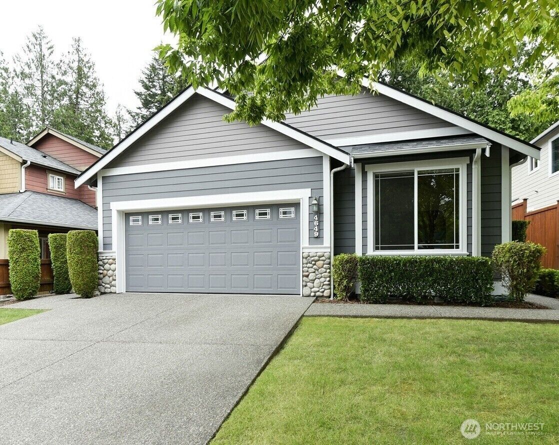 Property Photo:  4649  Helena Street SE  WA 98503 