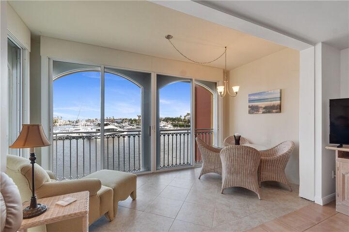 Property Photo:  5225 E Harbor Village Drive 202  FL 32967 