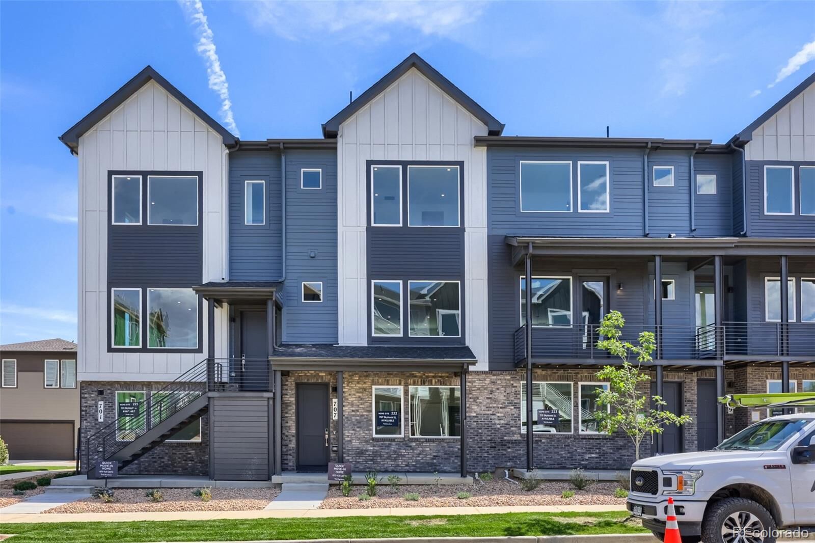 Property Photo:  707 Skyhook Street  CO 80516 
