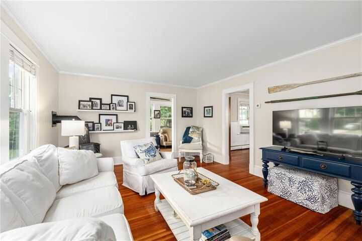 Property Photo:  174 Kenyon Avenue  RI 02879 