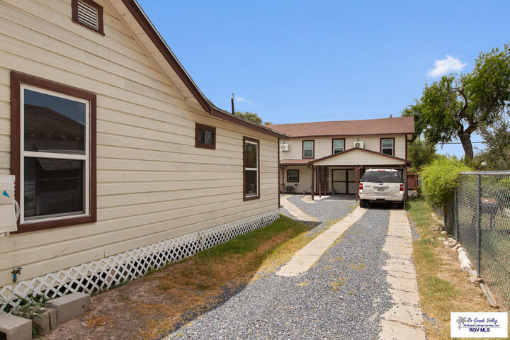 Property Photo:  817 E Monroe Ave.  TX 78550 