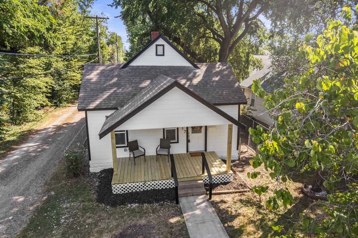 Property Photo:  617 W Olive Street  KS 67042 