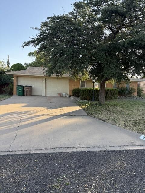 Property Photo:  138 Norwood Drive  TX 76903 