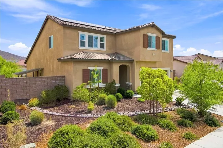 Property Photo:  28414 Cats Claw Dr  CA 92596 