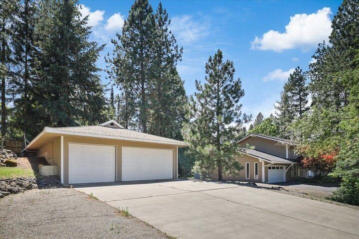 Property Photo:  1728 E Rockwood Blvd 1802 E Rockwood Blvd  WA 99203 