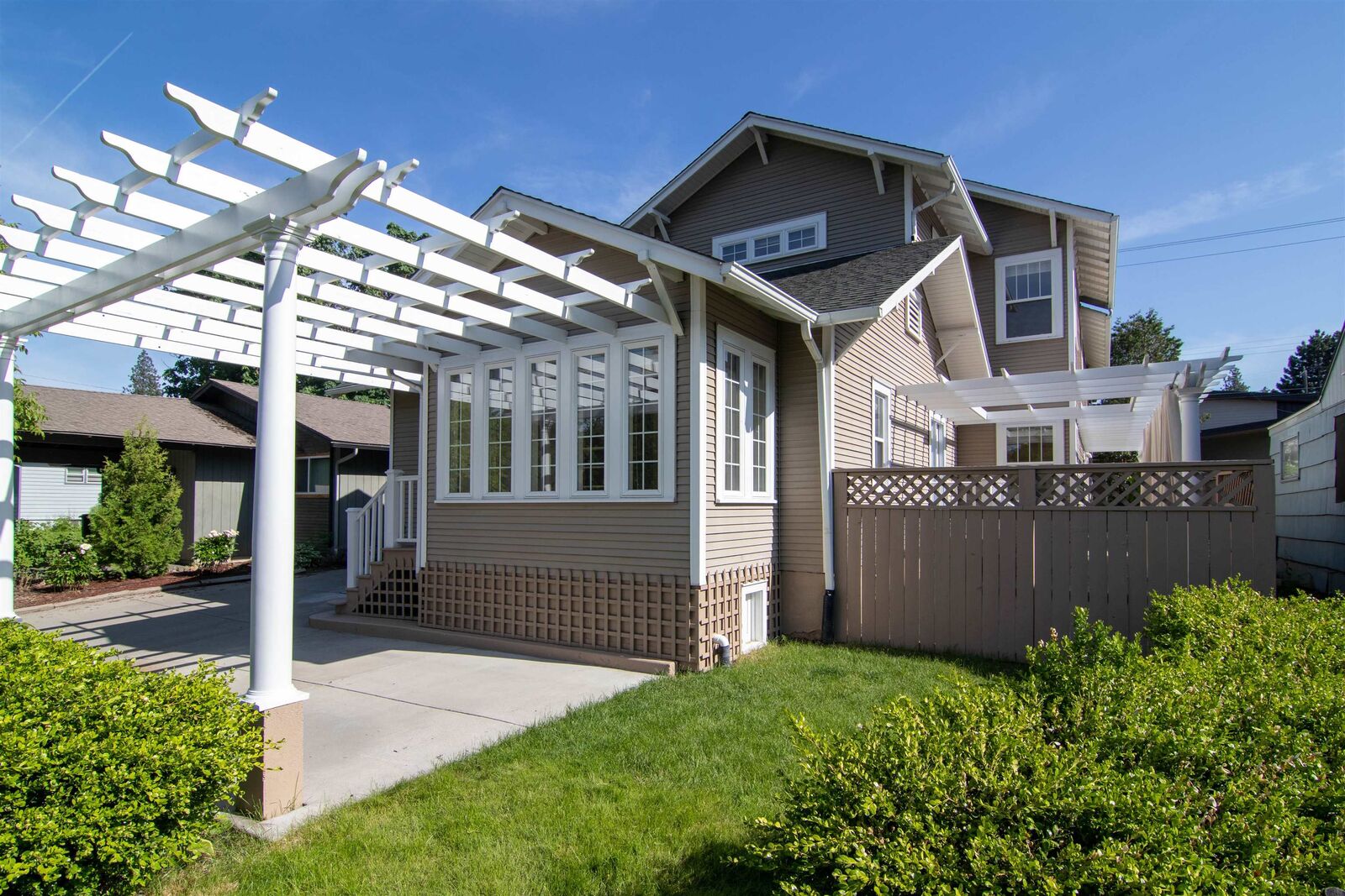 Property Photo:  1128 E 29th Ave Ave 1126 E 29th Ave  WA 99203 
