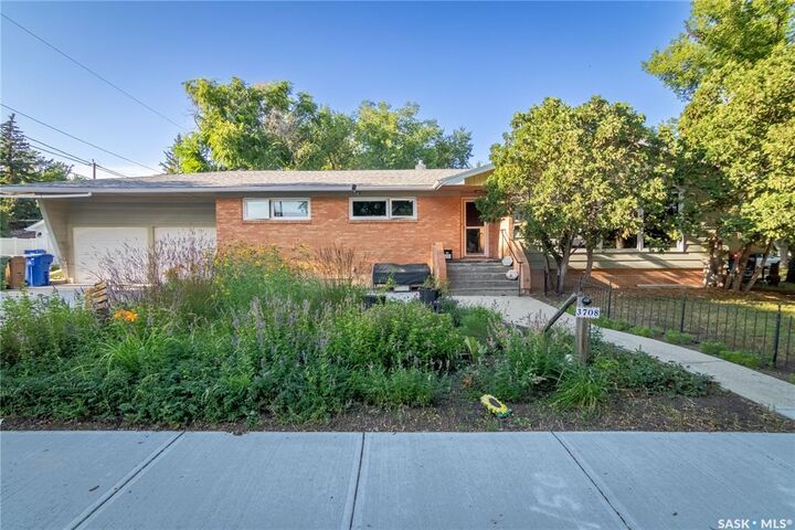 3708 Lakeview Avenue — photo 1