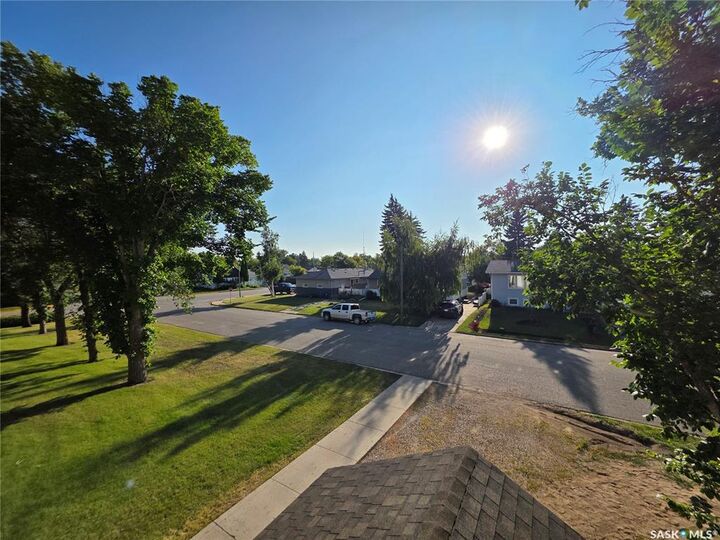 Property Photo:  680 7th Avenue E 221  SK S0A 2P0 