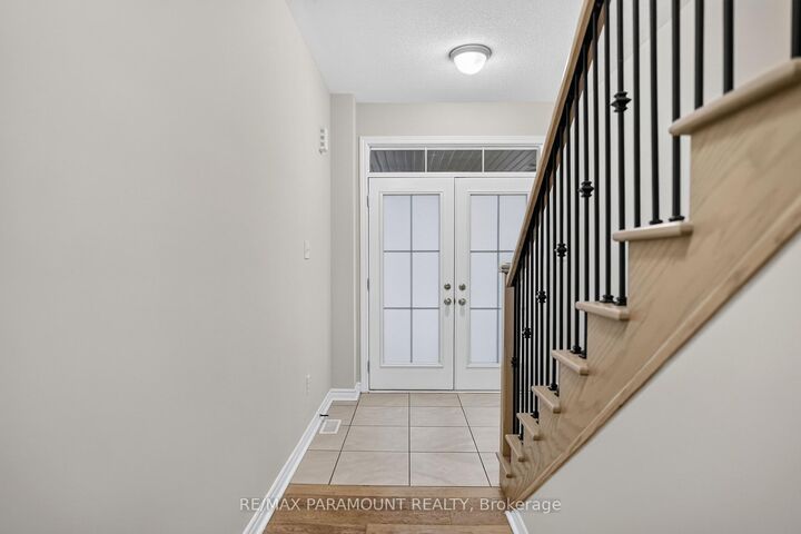 61 Tracey Lane — photo 1