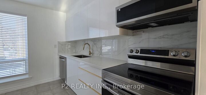 Property Photo: 22-25 Gosford Blvd. Boulevard N ON M3N 2G7