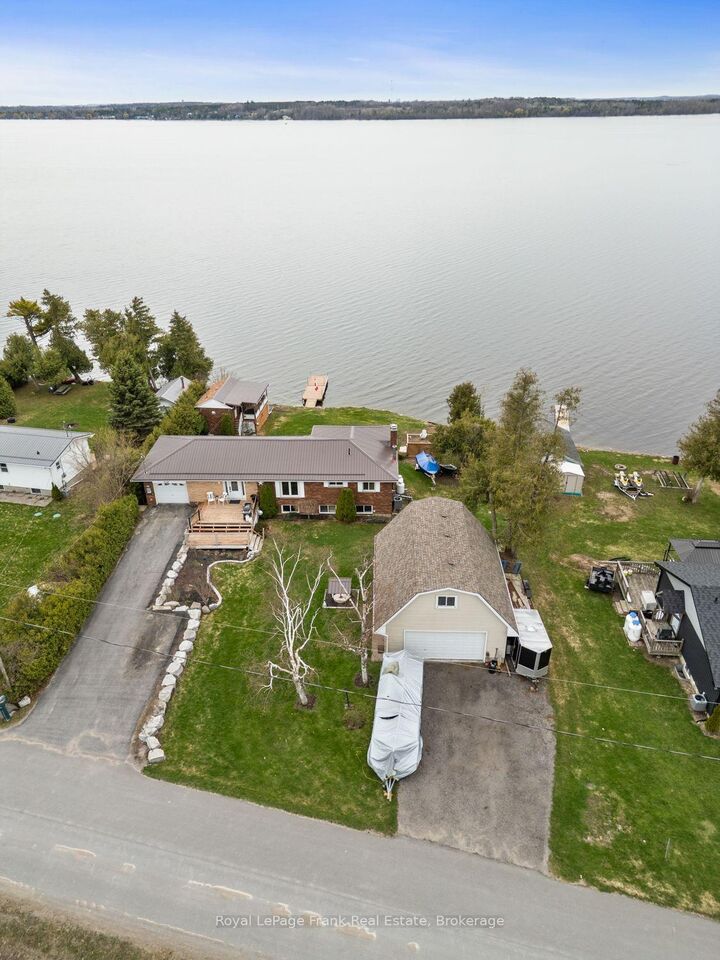 Property Photo: 106 Starr Boulevard ON K0M 2C0
