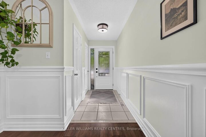 Property Photo: 12 Lancaster Court ON L4P 4A1