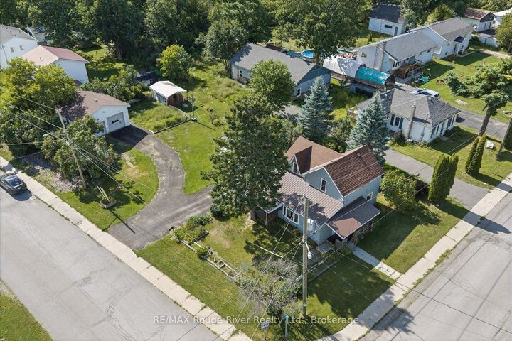 Property Photo: 41 Victoria Street ON K0K 2M0