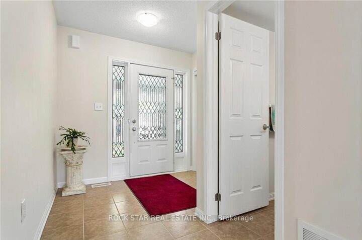 Property Photo: 10 Klemscott Road ON L7A 0P5