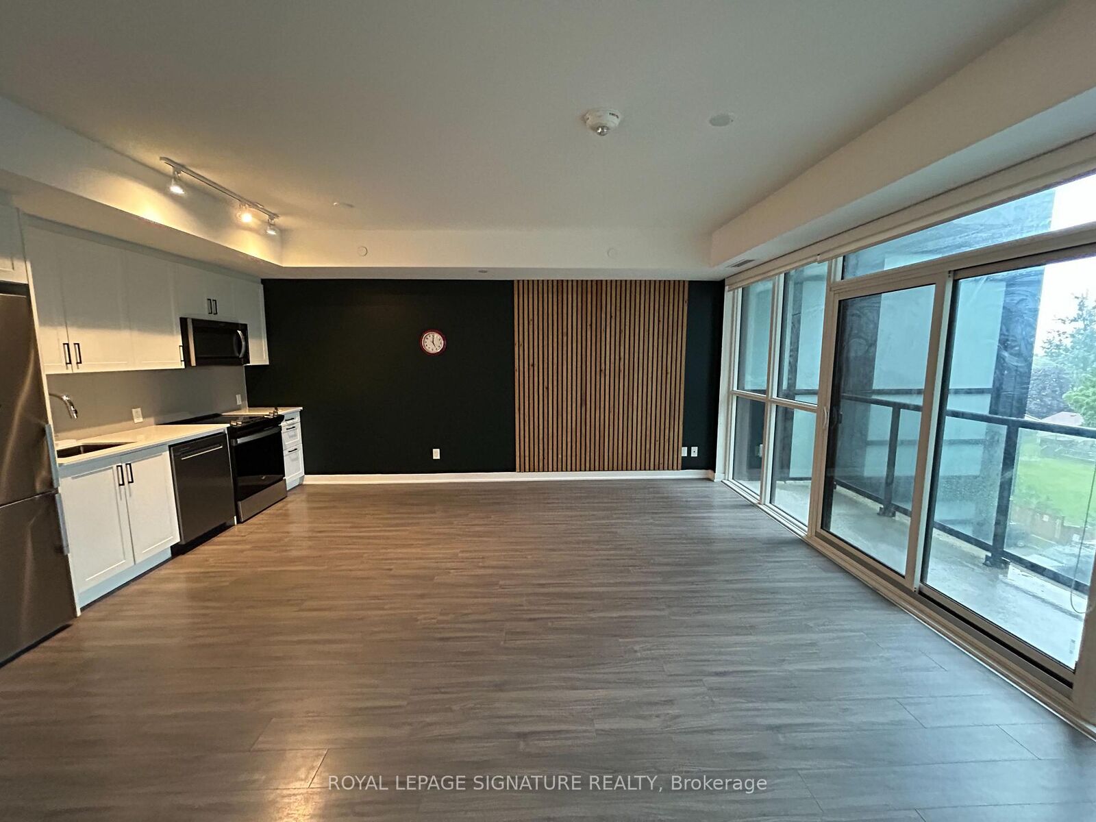 Photo de la propriété: 681 Yonge Street 432 ON L4N 4E8