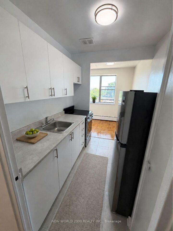 Photo de la propriété: 1220 Bayview Avenue 604 ON M4G 2Z7