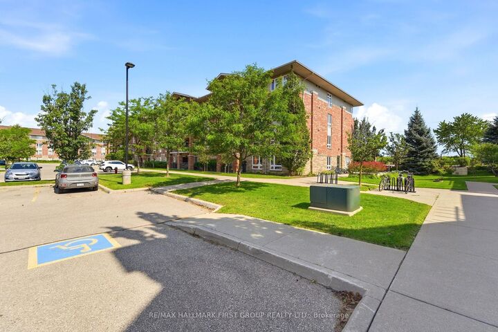 Property Photo:  19 Waterford Drive 403  ON N1L 0J1 