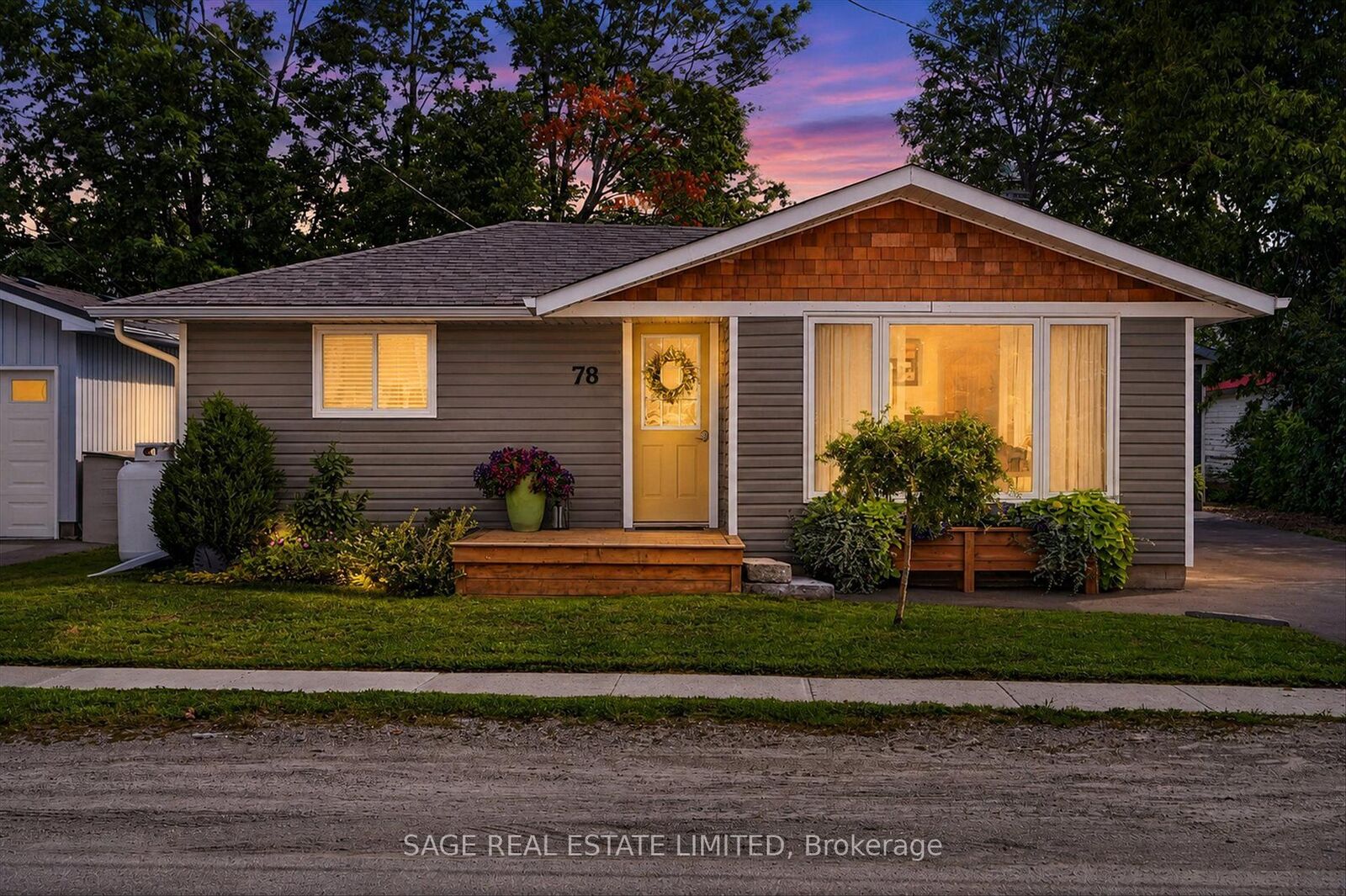 Property Photo: 78 William Street ON K0M 1A0