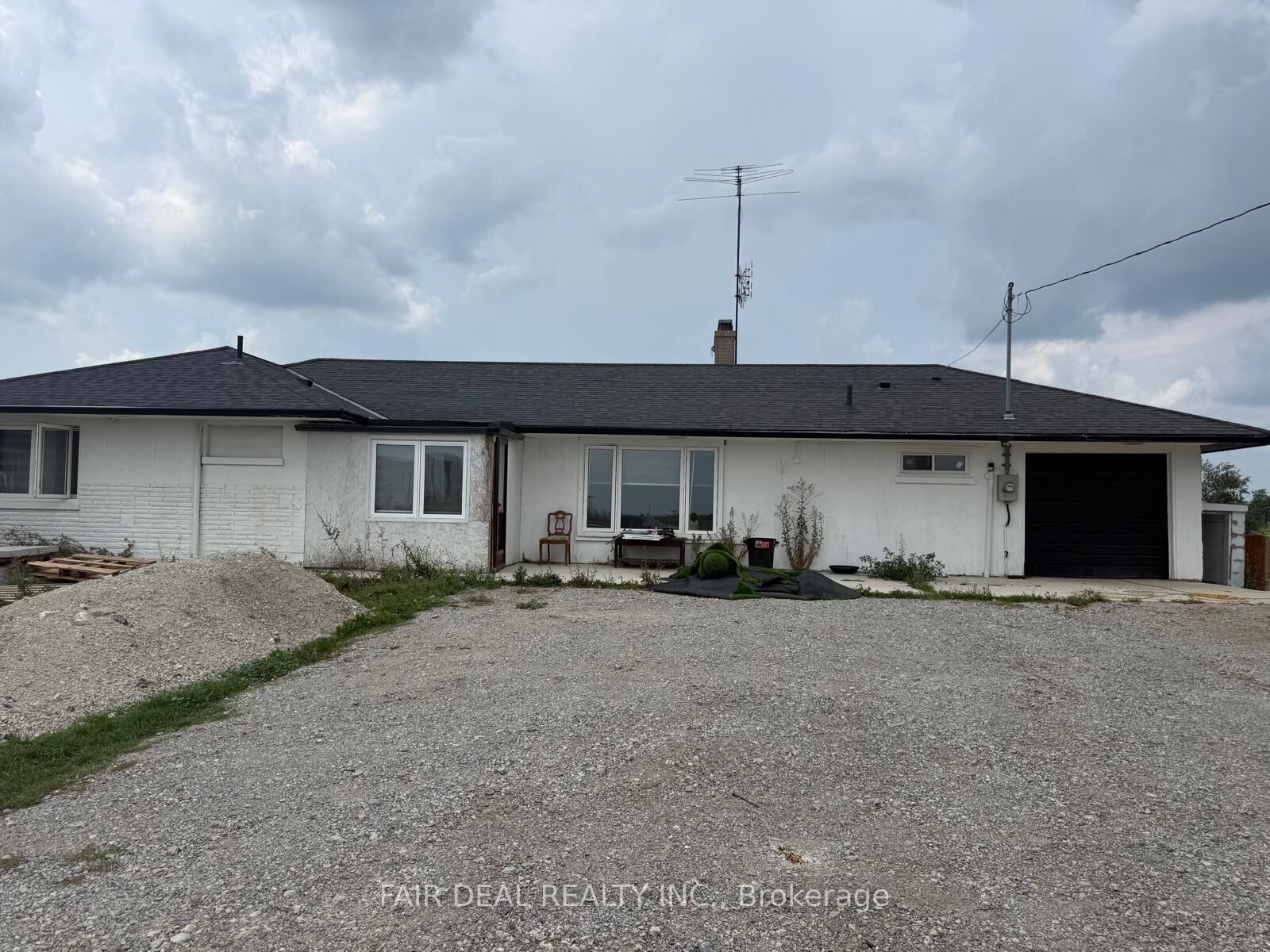 Property Photo: 5444 Countryside Drive ON L6P 0T8