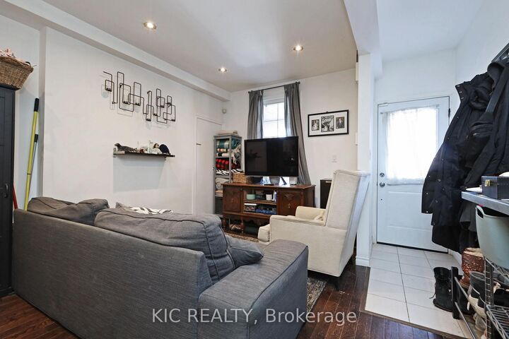 Property Photo: 20 Ashdale Avenue ON M4L 2Y7