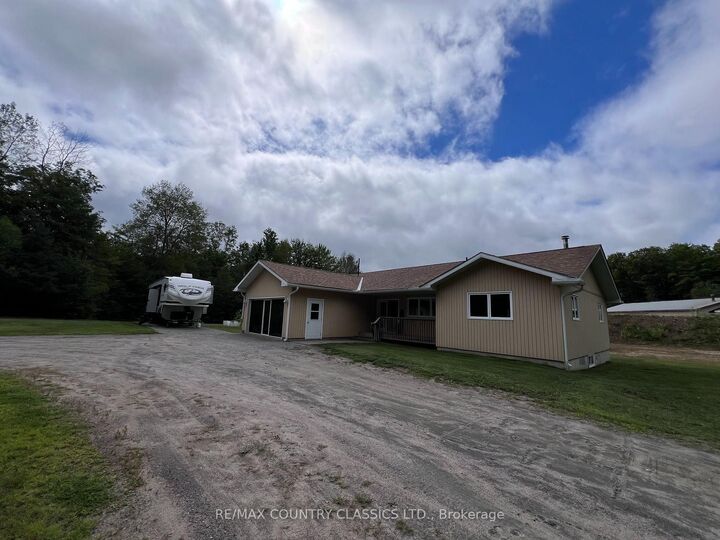 Property Photo: 3952 Loop Road ON K0L 1X0