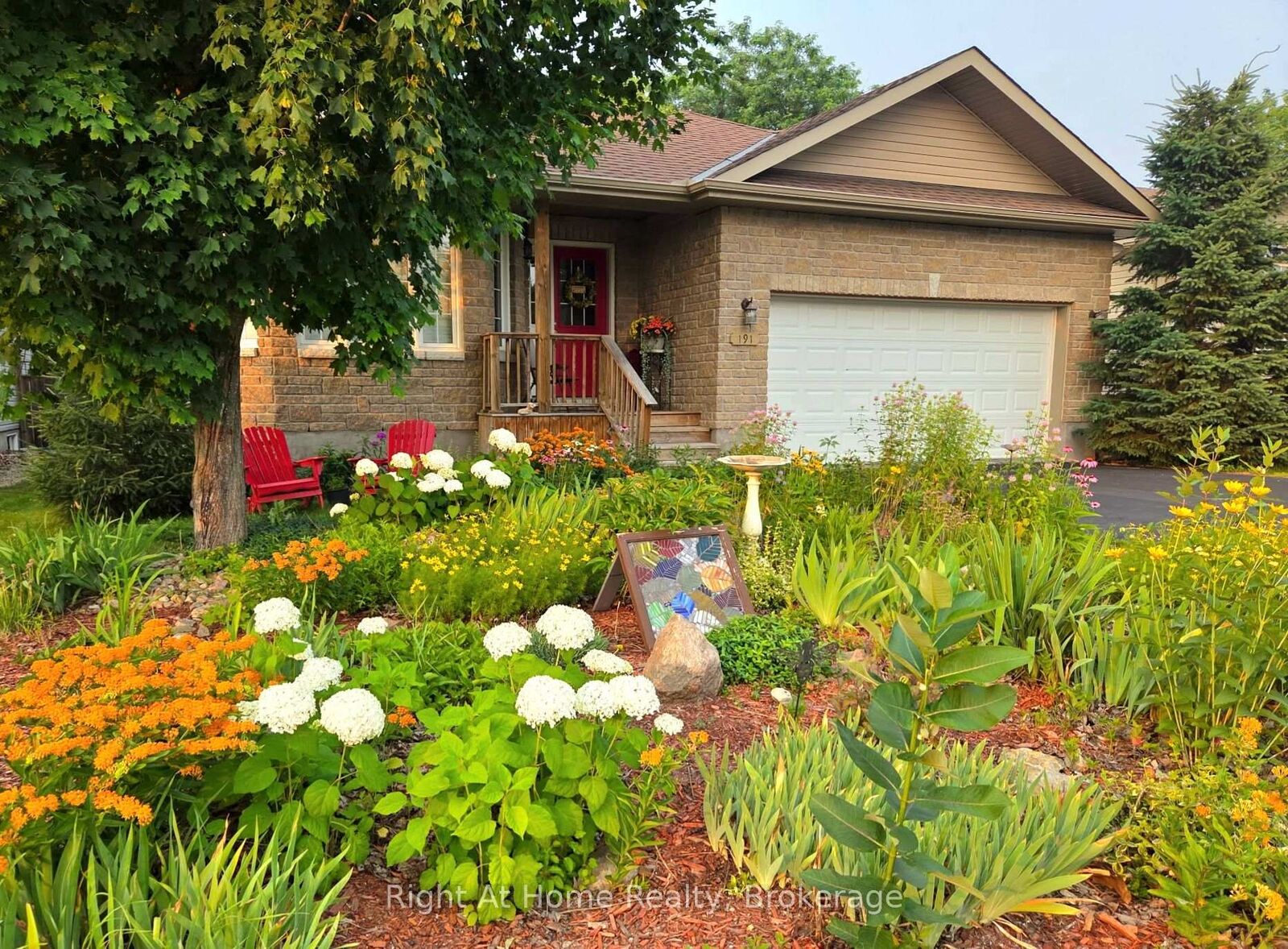 Property Photo:  191 Harold Street  ON K7A 0A1 