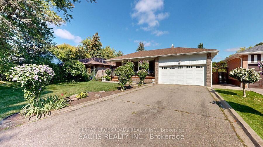 Property Photo:  377 Crosby Avenue Lower  ON L4C 2R8 