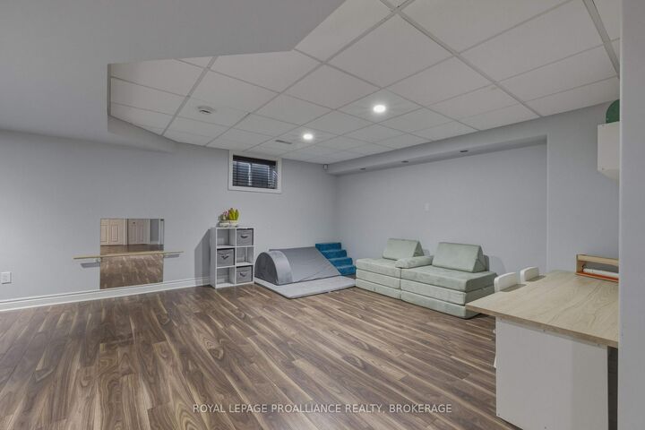 Property Photo: 1464 Ottawa Street ON K7P 0C2
