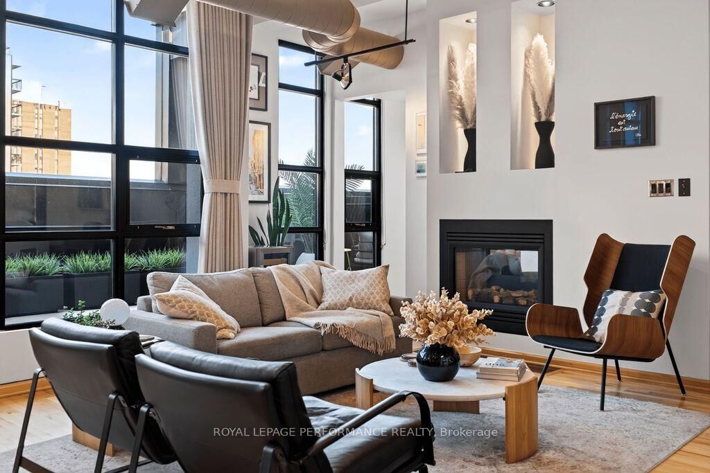 Property Photo: 255 Argyle Avenue Ph4 &Amp Ph6 ON K2P 2N7