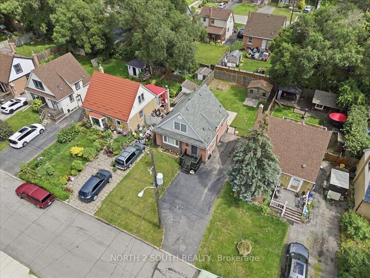 Property Photo:  624 Brighton Avenue  ON L8H 6H2 