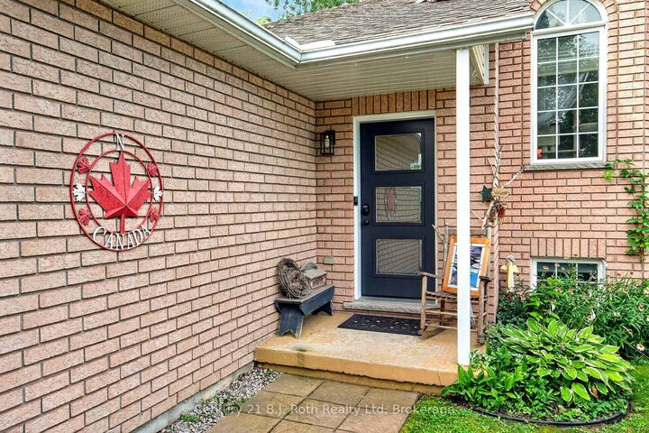Property Photo:  7 Georgias Walk  ON L0K 2A0 