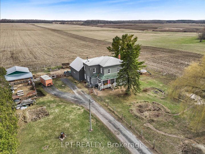 Property Photo: 21630 Laggan-Glenelg Road ON K0B 1E0