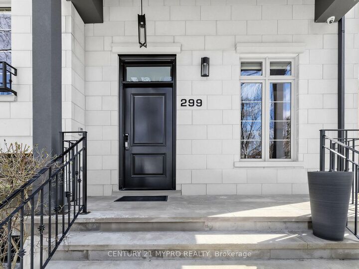 Property Photo: 299 Spring Garden Avenue ON M2N 3H2