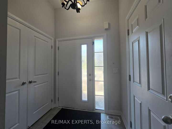 Property Photo:  35 Landolfi Way  ON L3Z 4L7 