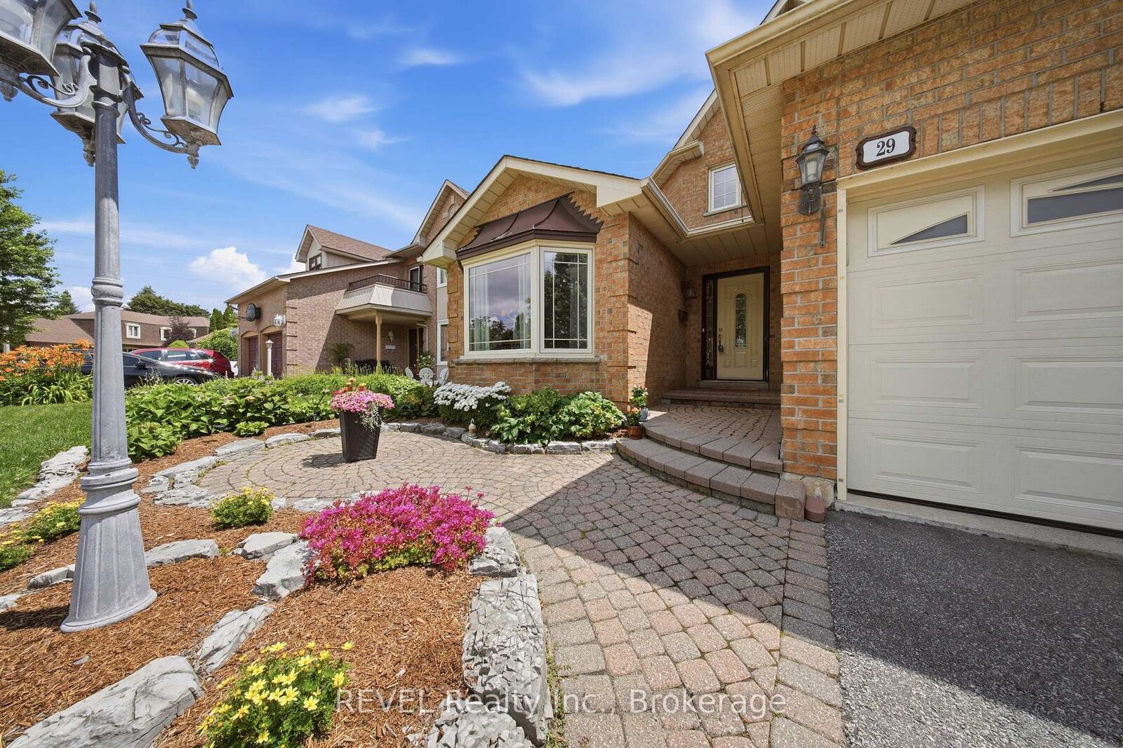 Property Photo: 29 Stratton Crescent ON L1R 1V4