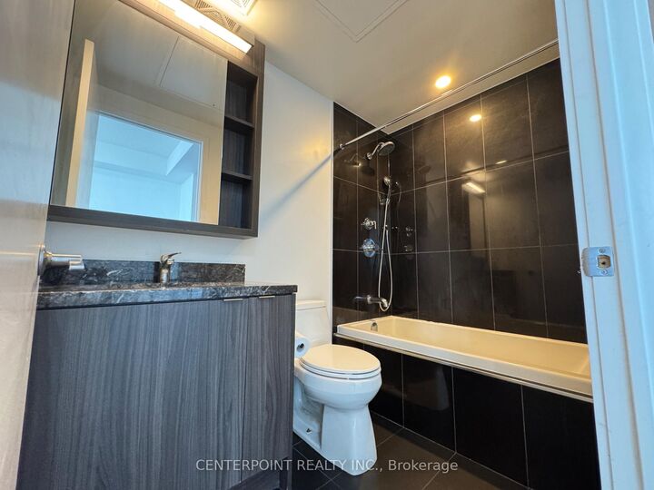 Property Photo:  125 Blue Jays Way 4307  ON M5V 0N5 