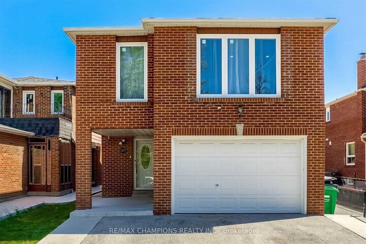 60 Banting Crescent — photo 1