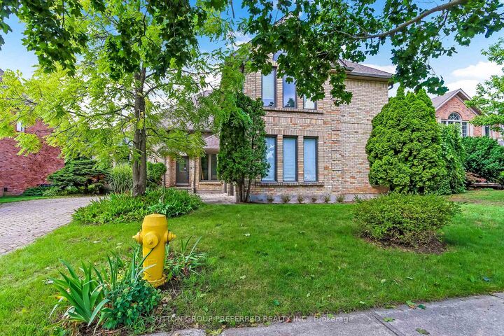 Property Photo:  116 Hartson Road  ON N6H 4Z5 